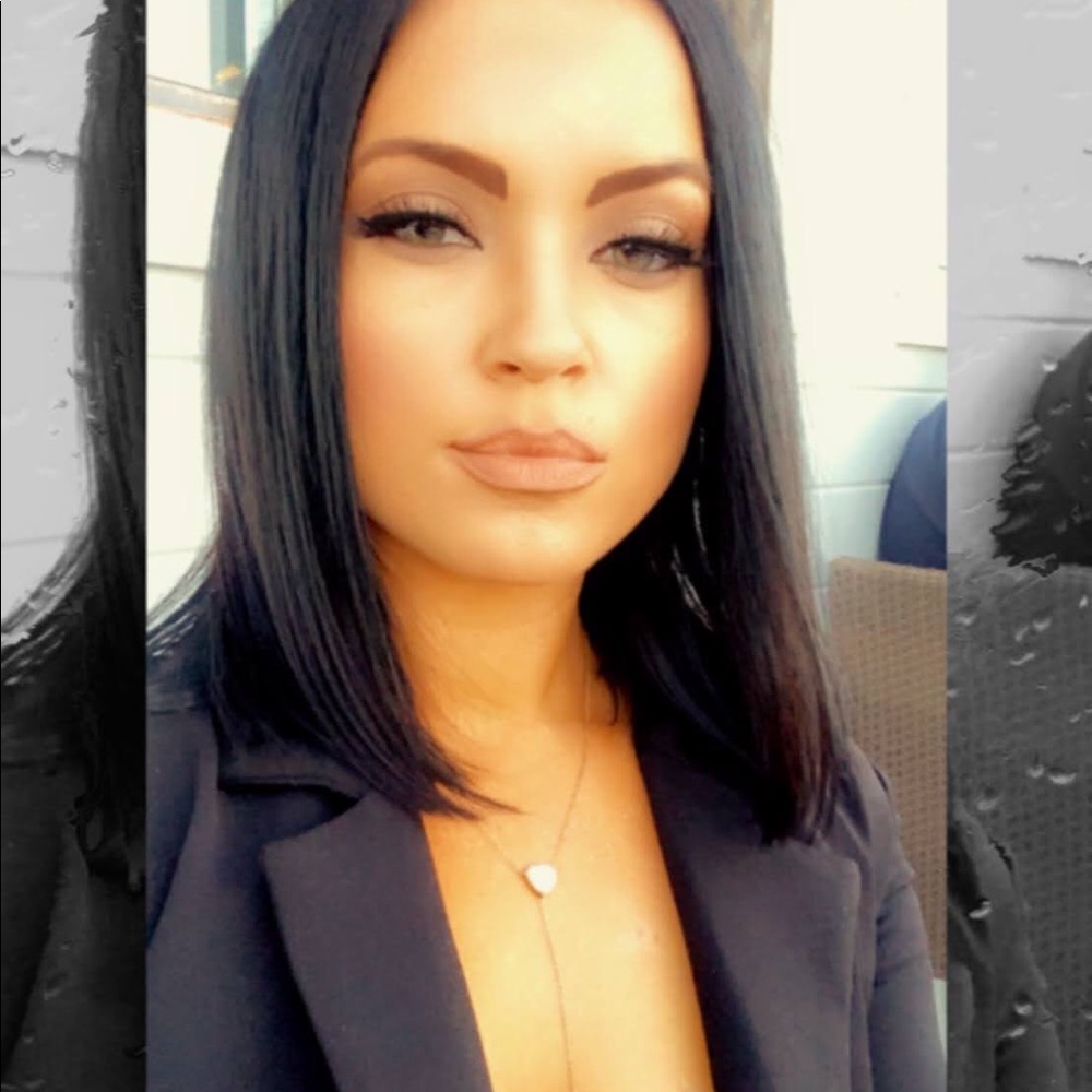 Meet your Posher, Nicole